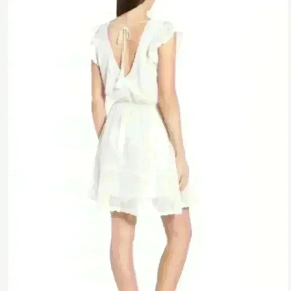 Cupcakes and Cashmere Daily Lace Dress - Picture 2 of 2